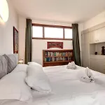 Fiorenza Historical Apartment By Mamo Florence