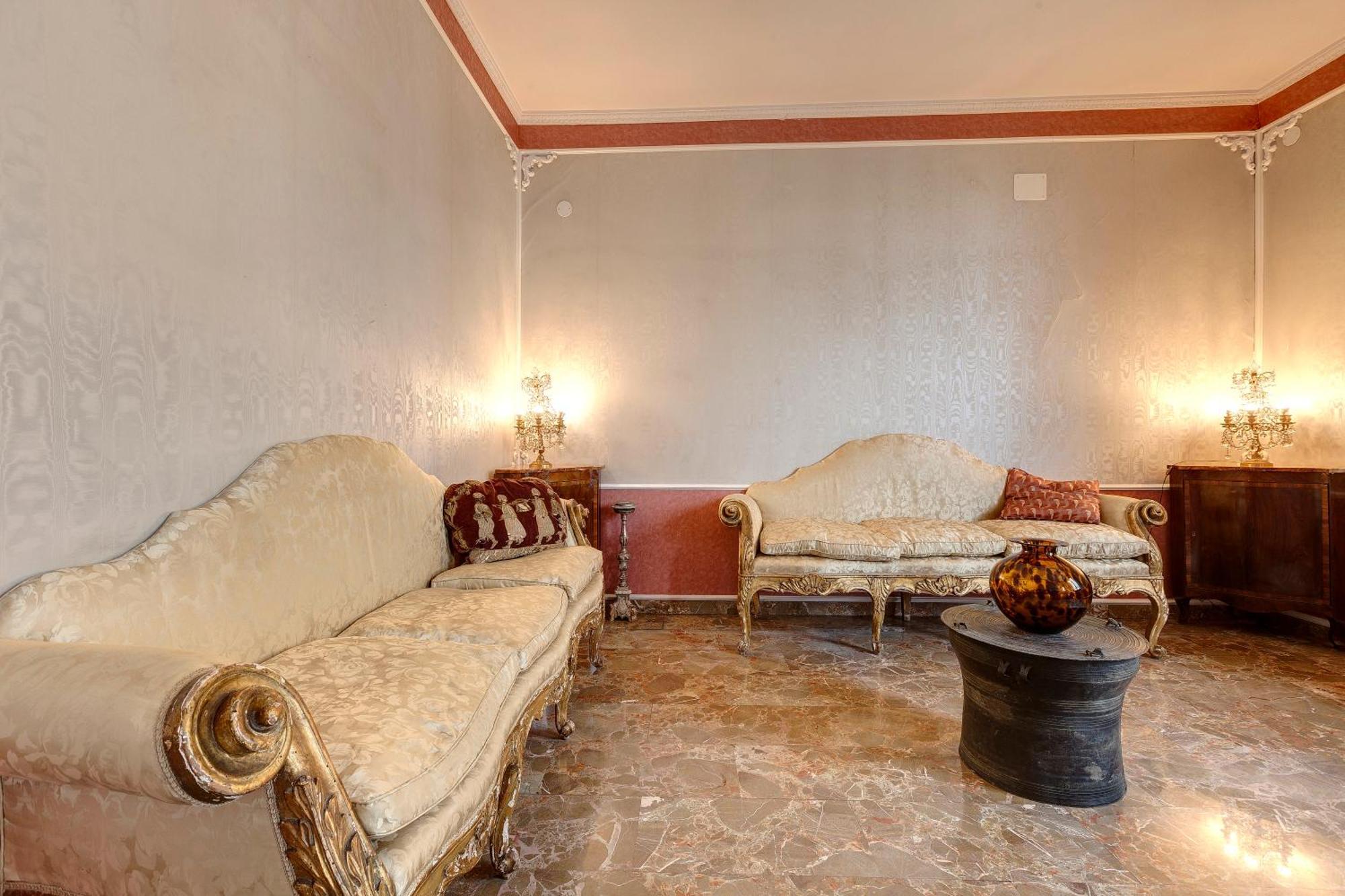 Fiorenza Historical By Mamo